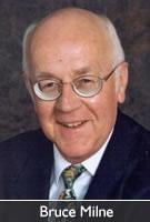 Брюс  Милн